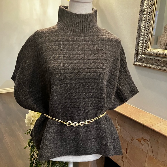 Gray Turtleneck Sweater cable knit design poncho style. Fall season go to look - Picture 1 of 9